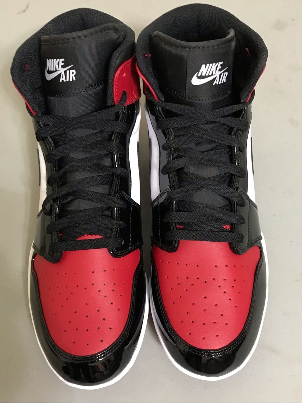 Jordan 1 Mid TD ‘Bred Toe Football Cleats Red/Black Patent Mens Size 12 - Picture 2 of 8